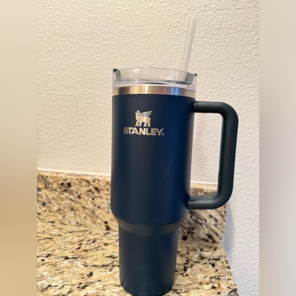 40 oz. Stanley cup used